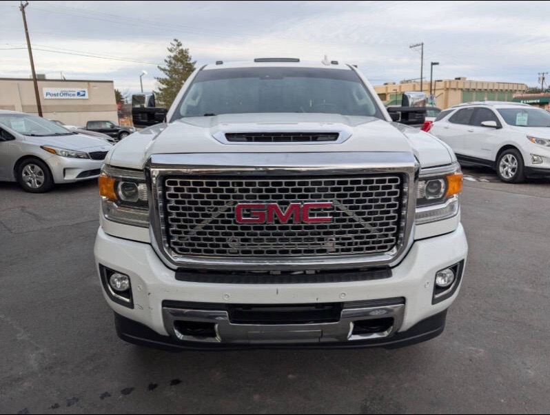2017 GMC SIERRA 200HD DENALI for sale at Available Budget Cars