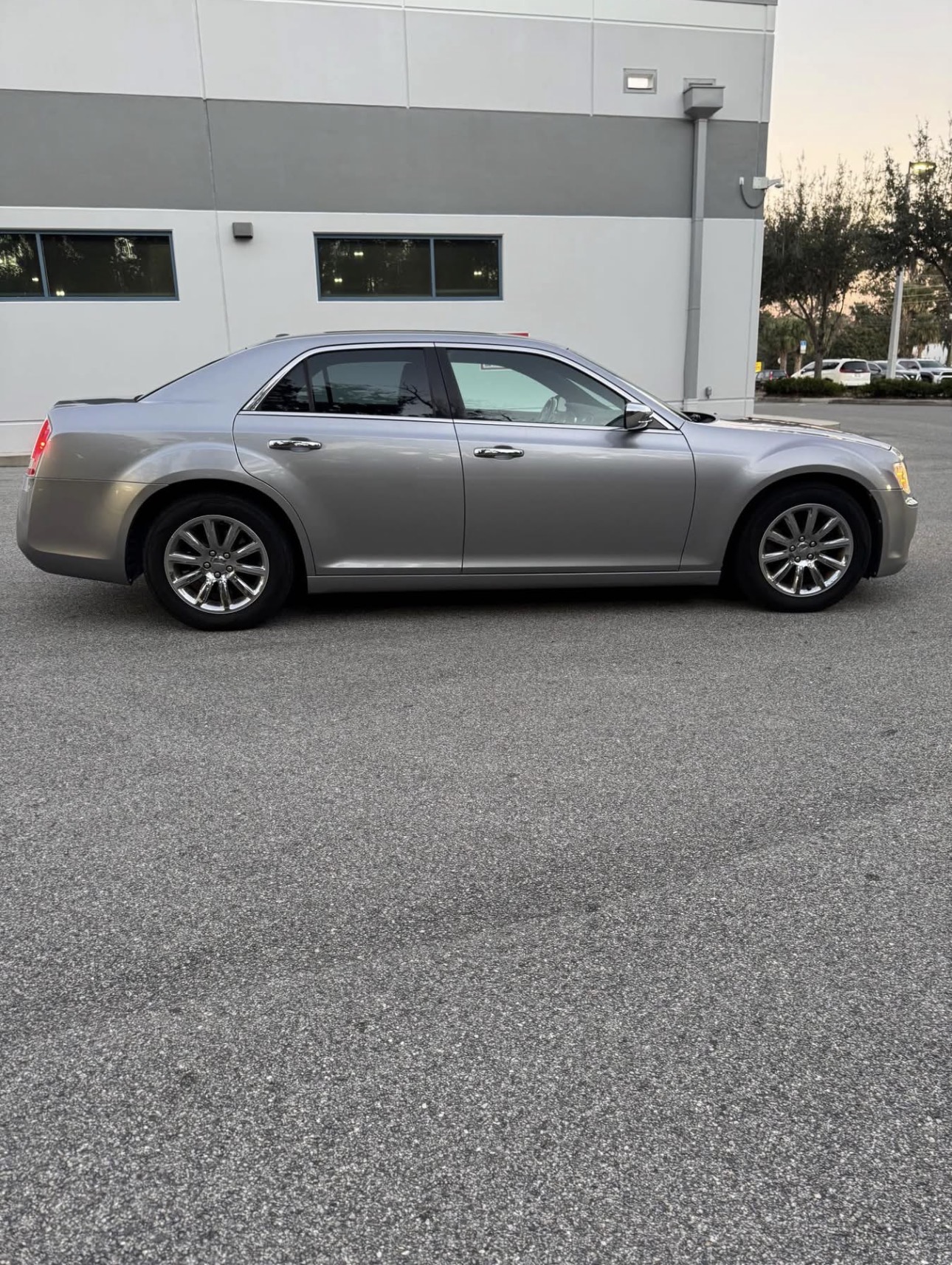 2014 Chrysler 300 · 300C Sedan 4D