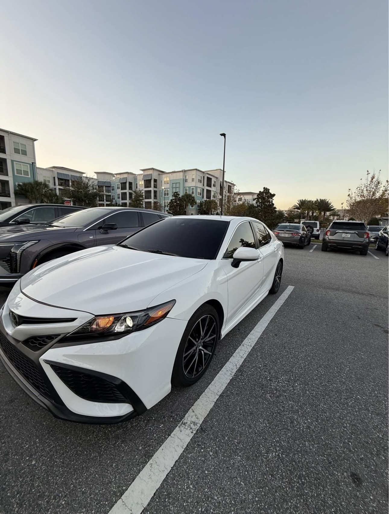 2021 Toyota Camry · Se