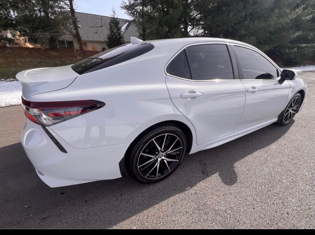 2022 Toyota Camry SE AWD