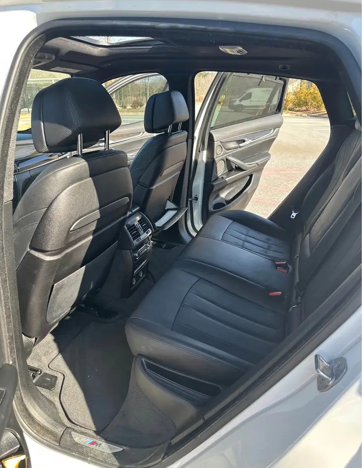 2015 BMW X6xDrive35i Sport Utility 4D M-Sport 