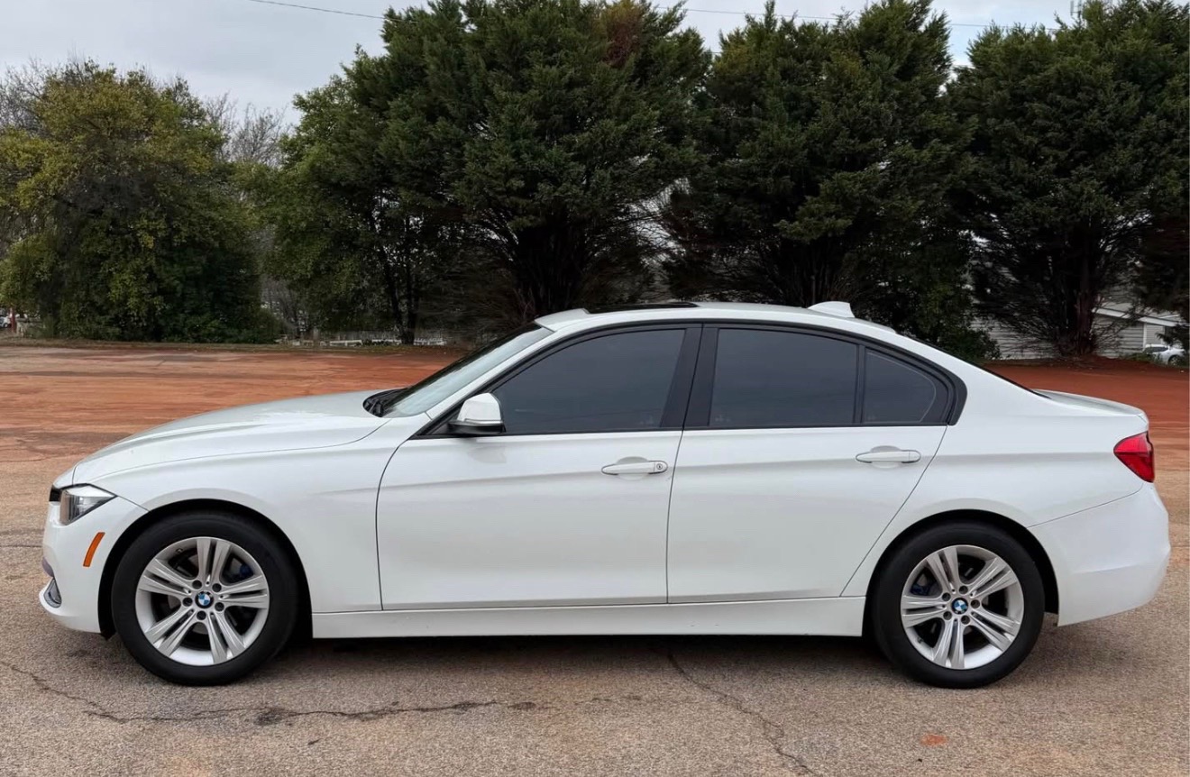 2016 BMW 3 Series · 328i xDrive Sedan 4D