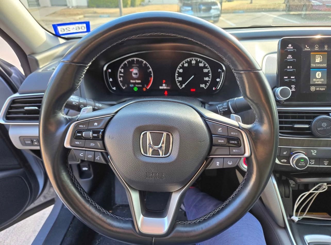 2018 Honda Accord 2.0T Touring – Sedan 4D 